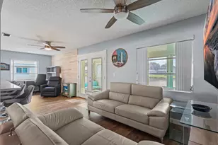 1124 NW 90th Way, Plantation, FL 33322 - Photo 13