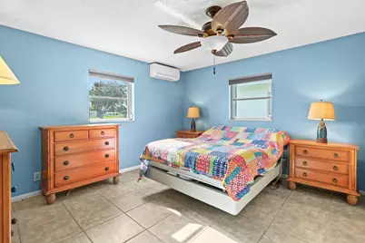1124 NW 90th Way, Plantation, FL 33322 - Photo 17