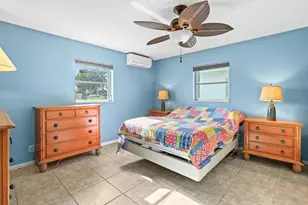 1124 NW 90th Way, Plantation, FL 33322 - Photo 17