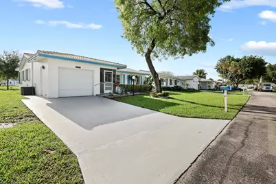 1124 NW 90th Way, Plantation, FL 33322 - Photo 3