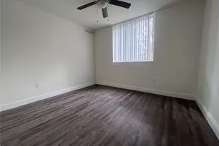 19455 NE 10th Ave, North Miami Beach, FL 33179 - Photo 5
