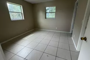 3654 Coconut Rd, Palm Springs, FL 33461 - Photo 9