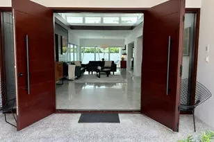 2222 NE 15th Ct, Fort Lauderdale, FL 33304 - Photo 5