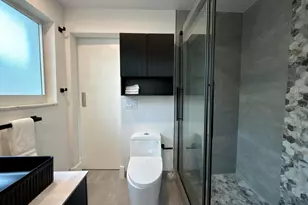 2222 NE 15th Ct, Fort Lauderdale, FL 33304 - Photo 19