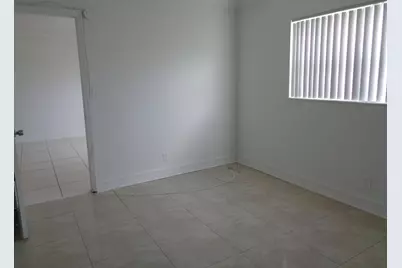 2008 Jackson Street #E9, Hollywood, FL 33020 - Photo 11