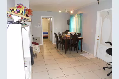 3290 NE 10th Avenue, Oakland Park, FL 33334 - Photo 5