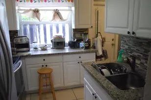 3290 NE 10th Ave, Oakland Park, FL 33334 - Photo 7