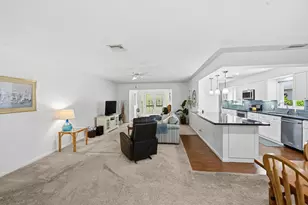 321 Del Rio Blvd, Boca Raton, FL 33432 - Photo 9