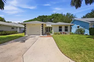 321 Del Rio Blvd, Boca Raton, FL 33432 - Photo 1