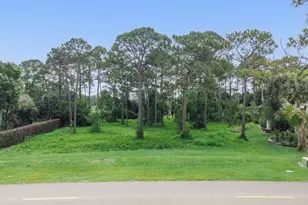 19051 SE Old Trail Dr W, Jupiter, FL 33478 - Photo 1