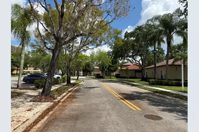 16135 Emerald Cove Road, Weston, FL 33331 - Photo 21