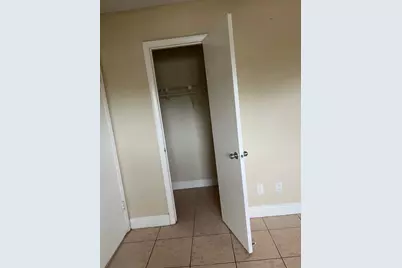 6131 SW 42nd Place #1-2, Davie, FL 33314 - Photo 7