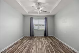 8095 NW Greenbank Cir, Port Saint Lucie, FL 34987 - Photo 9