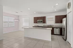 8095 NW Greenbank Cir, Port Saint Lucie, FL 34987 - Photo 7