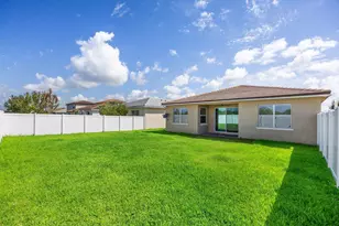 8095 NW Greenbank Cir, Port Saint Lucie, FL 34987 - Photo 25