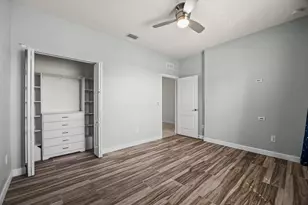 8095 NW Greenbank Cir, Port Saint Lucie, FL 34987 - Photo 21