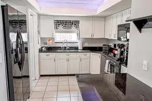 1009 SE 15th St, Deerfield Beach, FL 33441 - Photo 17