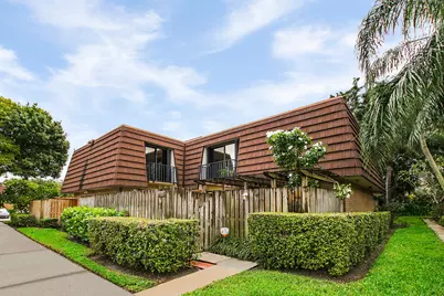 2316 23rd Lane, Palm Beach Gardens, FL 33418 - Photo 3