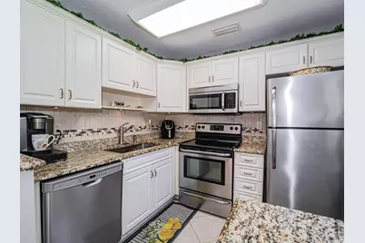 67 Royal Oak Drive #206, Vero Beach, FL 32962 - Photo 13