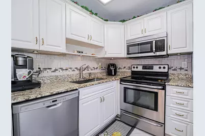 67 Royal Oak Drive #206, Vero Beach, FL 32962 - Photo 11