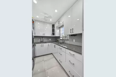 160 Easthampton, West Palm Beach, FL 33417 - Photo 9