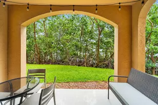 19999 E Country Club Dr, Aventura, FL 33180 - Photo 17