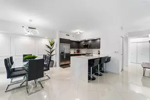 19999 E Country Club Dr, Aventura, FL 33180 - Photo 5