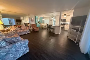 8044 SE Patriot Ave, Hobe Sound, FL 33455 - Photo 5