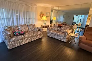8044 SE Patriot Ave, Hobe Sound, FL 33455 - Photo 3