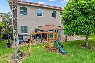 556 Cresta Cir, West Palm Beach, FL 33413 - Photo 7