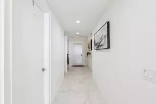 2640 Lake Shore Dr, Riviera Beach, FL 33404 - Photo 23