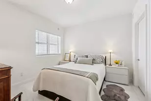 2640 Lake Shore Dr, Riviera Beach, FL 33404 - Photo 19