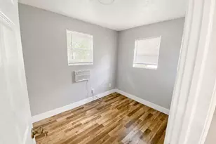 345 NE 168th St, North Miami Beach, FL 33162 - Photo 5