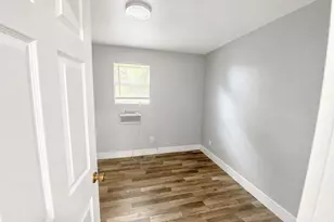 345 NE 168th St, North Miami Beach, FL 33162 - Photo 7