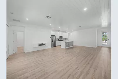 9866 SW Veronese Drive, Port Saint Lucie, FL 34987 - Photo 11