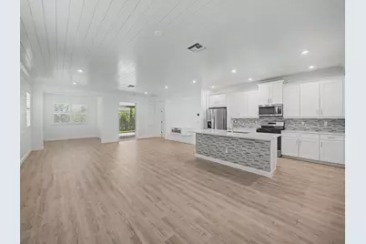 9866 SW Veronese Drive, Port Saint Lucie, FL 34987 - Photo 9