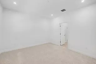 9866 SW Veronese Dr, Port Saint Lucie, FL 34987 - Photo 13