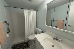 2950 SE Ocean Blvd, Stuart, FL 34996 - Photo 15