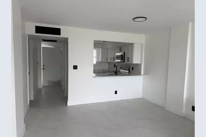 112 Royal Park Drive #4b, Oakland Park, FL 33309 - Photo 11