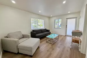 820 SE 14th St, Fort Lauderdale, FL 33316 - Photo 3