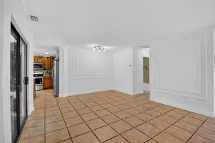 9667 Sunny Isle Cir, Boca Raton, FL 33428 - Photo 9