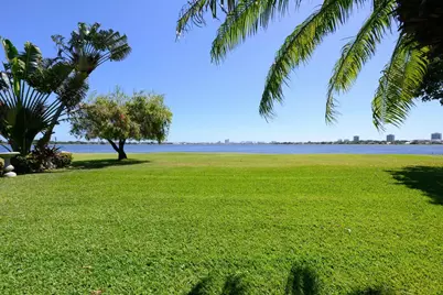 3600 N Shore Drive, West Palm Beach, FL 33407 - Photo 3