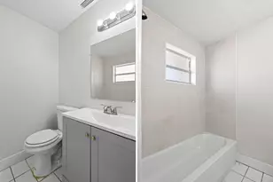1301 W 25th St, Riviera Beach, FL 33404 - Photo 19