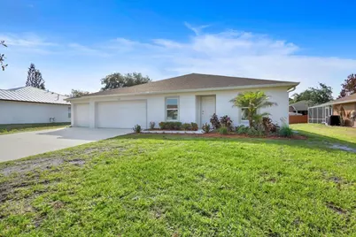 1043 Landsdowne Drive, Sebastian, FL 32958 - Photo 3