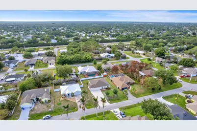 1043 Landsdowne Drive, Sebastian, FL 32958 - Photo 55