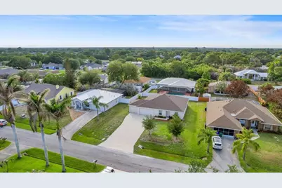 1043 Landsdowne Drive, Sebastian, FL 32958 - Photo 5