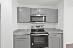 1043 Landsdowne Dr, Sebastian, FL 32958 - Photo 21