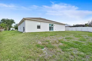 1043 Landsdowne Dr, Sebastian, FL 32958 - Photo 47