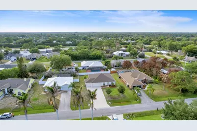 1043 Landsdowne Drive, Sebastian, FL 32958 - Photo 57