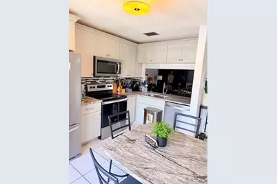 5330 Mendoza Street, West Palm Beach, FL 33415 - Photo 5